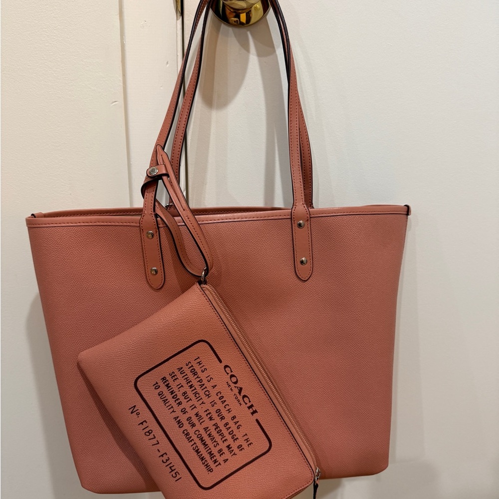 Coach Rose-Tan reversible camo print large Tote Bag